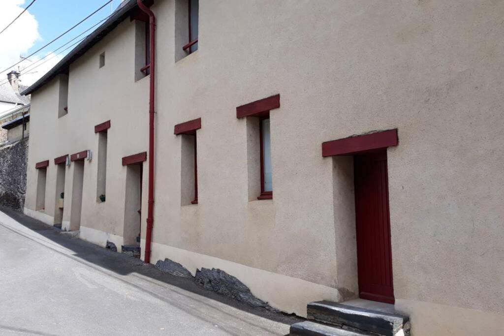 Appartement Dans Maison De 1789 Au Centre De Vitre Kültér fotó
